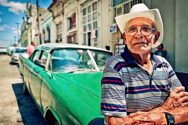 Cuban_Man_Car_Mar2017