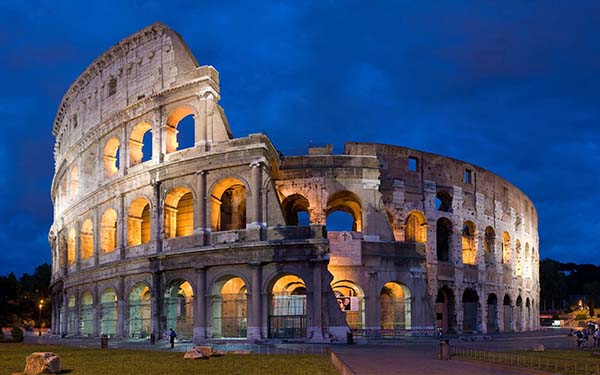Europe_Italy_Rome_Colosseum_Nightime_Mar2017