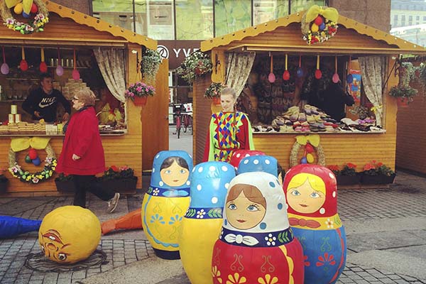 Russian dolls  and Yves Rocher store in Moscow, Rusia
